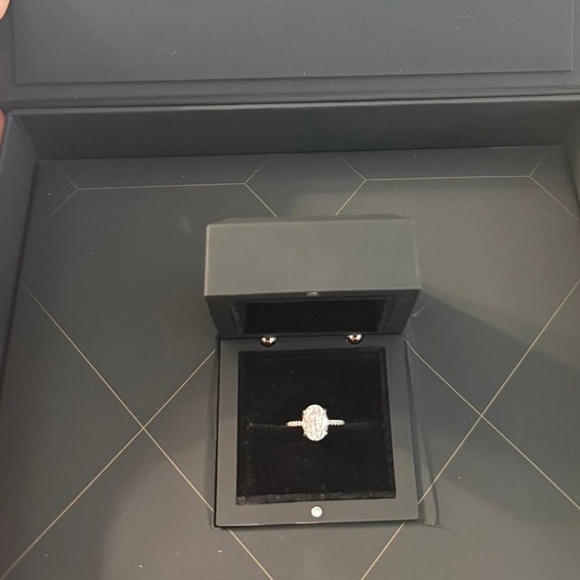 2ct Oval Moissanite